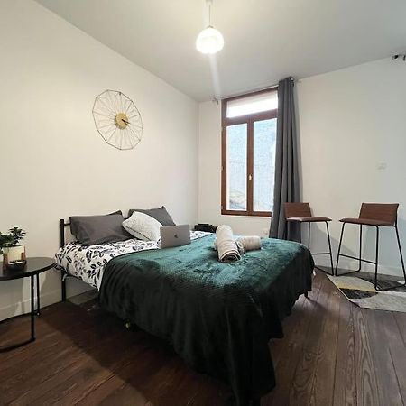 Le Petit Nid A 2 Min Gare / Centre Meulan Apartment Bagian luar foto