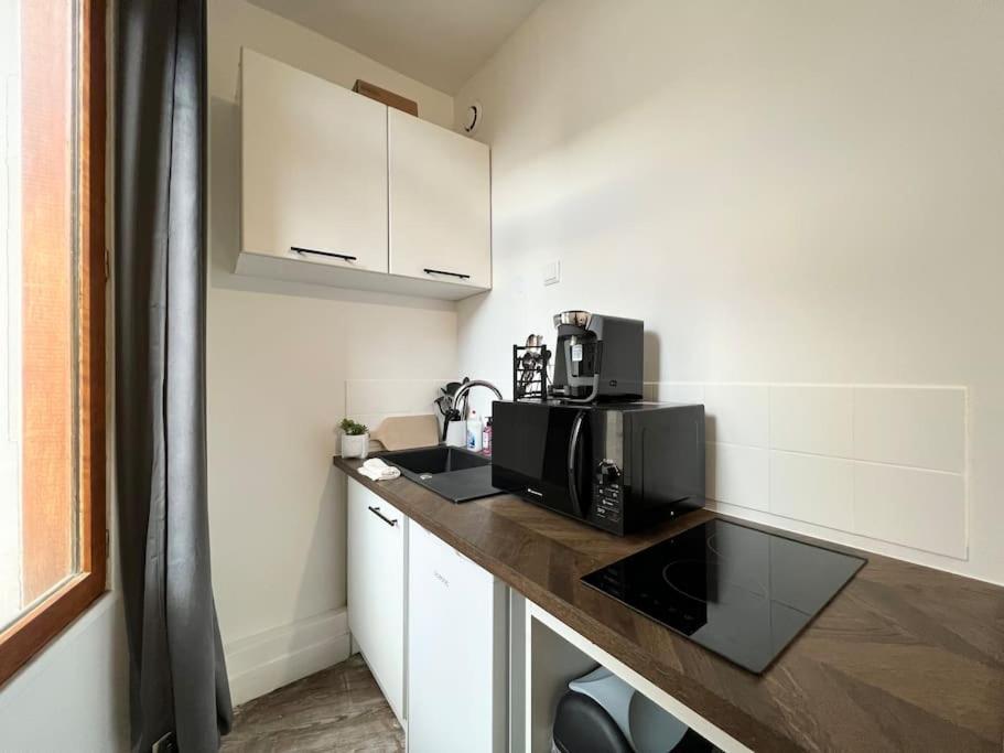 Le Petit Nid A 2 Min Gare / Centre Meulan Apartment Bagian luar foto