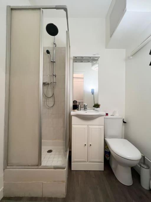 Le Petit Nid A 2 Min Gare / Centre Meulan Apartment Bagian luar foto